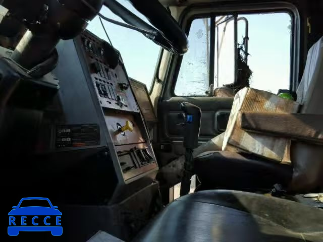 1999 MACK 700 1M2AD09C1XW007631 image 4