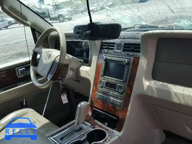 2011 LINCOLN NAVIGATOR 5LMJJ3H53BEJ09859 зображення 8