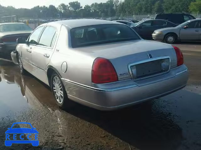 2008 LINCOLN TOWN CAR 2LNHM82W48X634279 Bild 2