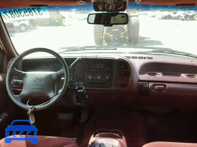 1996 CHEVROLET SUBURBAN 1GNFK16R8TJ350434 image 8