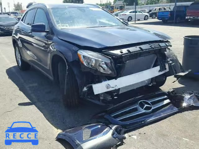 2017 MERCEDES-BENZ GLA WDCTG4EB1HJ338873 image 0