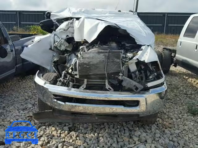 2015 RAM 2500 3C6UR5HL8FG505170 image 9
