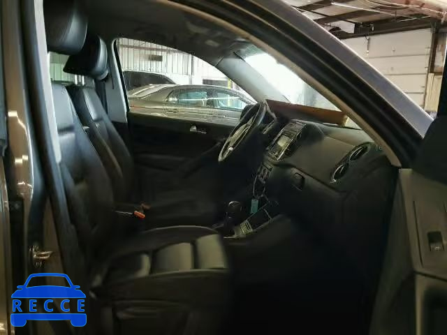 2015 VOLKSWAGEN TIGUAN WVGBV7AXXFW608673 image 4