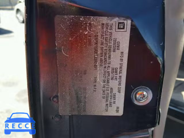 1996 CHEVROLET SUBURBAN 1GNFK16RXTJ392491 image 9