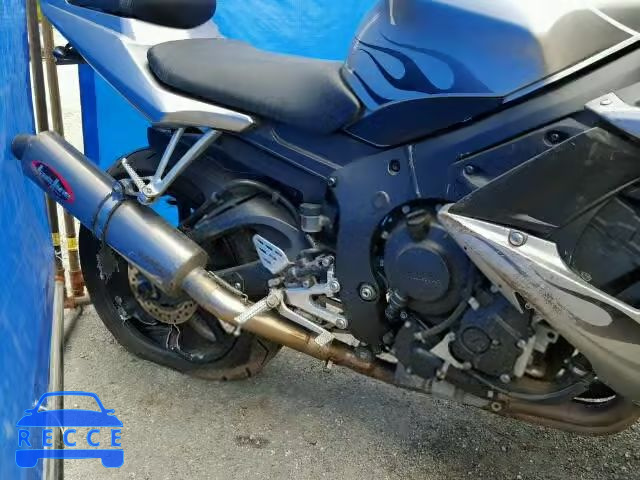 2004 YAMAHA YZFR6 JYARJ06E44A019637 image 6