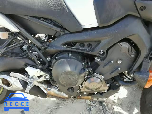 2017 YAMAHA FZ09 JYARN53E5HA001157 image 6