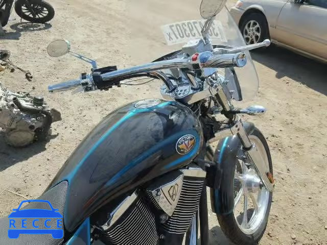 2005 VICTORY MOTORCYCLES CNESS 5VPEC16L053007221 Bild 4