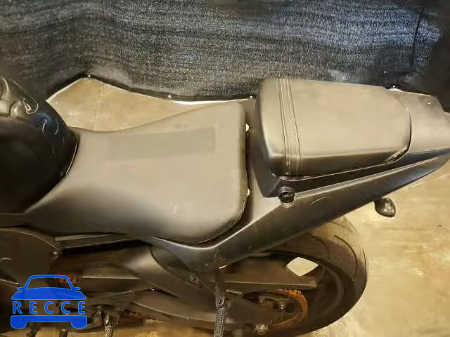 2004 YAMAHA YZFR6 JYARJ06E84A014859 Bild 5