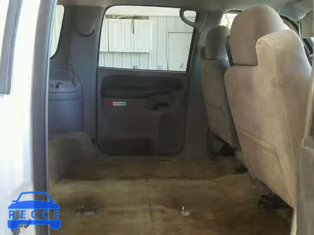 2003 CHEVROLET C2500 SUBU 1GNGC26U63R179163 image 5