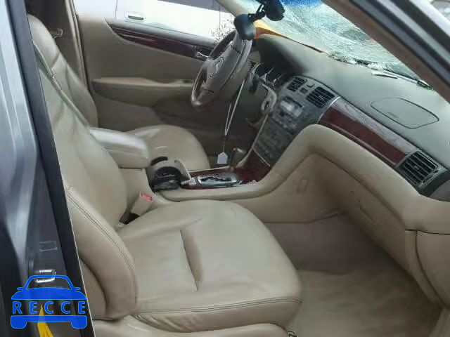 2002 LEXUS ES300 JTHBF30G420057812 image 4