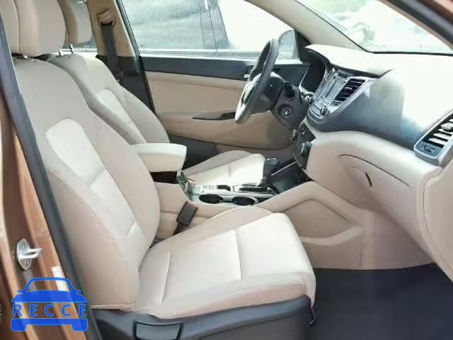 2017 HYUNDAI TUCSON SE KM8J23A42HU301029 image 4