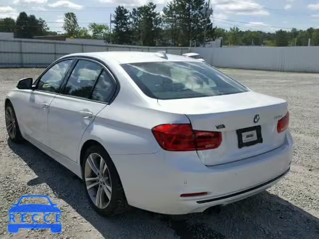 2016 BMW 328 WBA8E9G54GNT87057 Bild 2