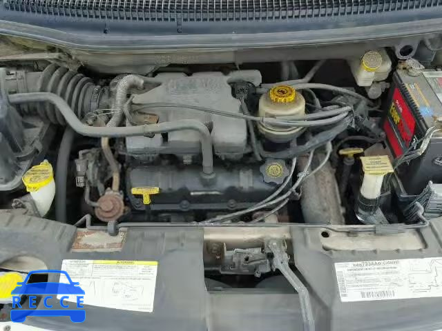 2002 CHRYSLER VOYAGER LX 1C4GJ45302B527498 image 6