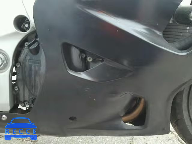 2002 SUZUKI GSX-R600 JS1GN7BA422107312 image 6