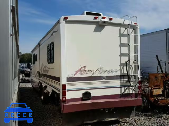 1999 FORD RV 3FCNF53S3XJA06396 image 2