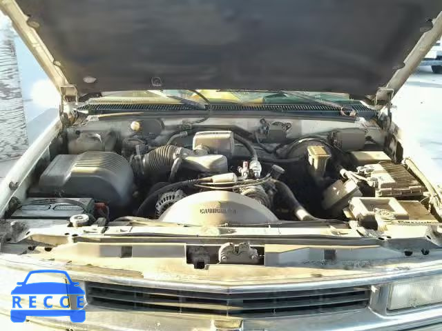 1996 CHEVROLET SUBURBAN 3GNEC16R6TG141641 Bild 6