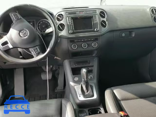 2017 VOLKSWAGEN TIGUAN WVGAV7AX6HW501425 image 8