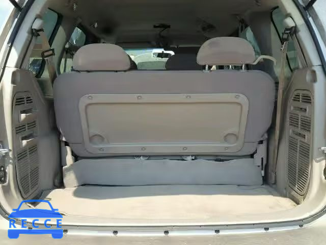 2000 NISSAN QUEST 4N2XN11T7YD833519 image 8