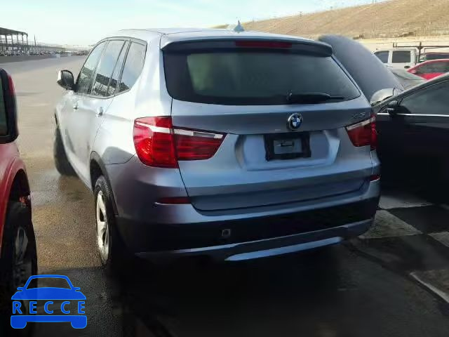 2011 BMW X3 5UXWX5C57BL707395 Bild 2