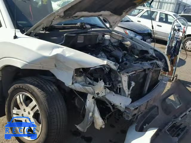 2005 MITSUBISHI ENDEAVOR 4A4MN31S55E003581 image 8