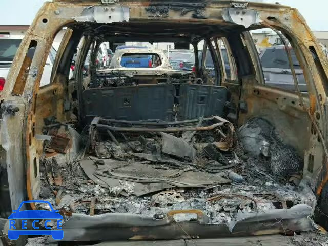 2001 CHEVROLET SUBURBAN 3GNFK16T61G237642 image 9