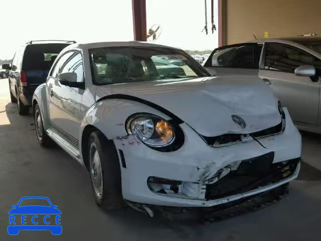 2015 VOLKSWAGEN BEETLE 3VWF17AT7FM605791 image 0