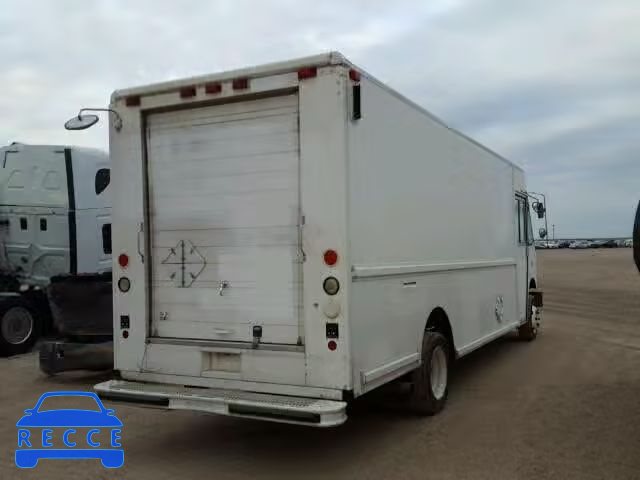 2001 FREIGHTLINER CHASSIS 4UZAARBW91CH52558 image 3