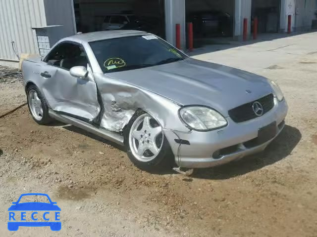 1999 MERCEDES-BENZ SLK WDBKK47F4XF084530 image 0