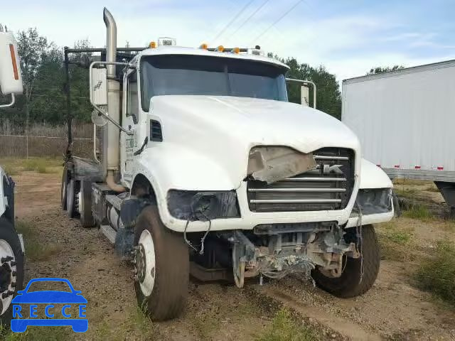2006 MACK 700 1M2AG11C66M023908 image 0