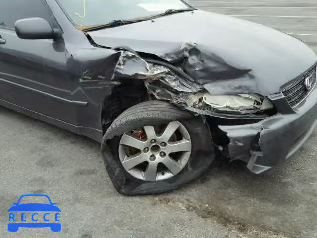 2002 LEXUS IS JTHBD192920042658 image 8