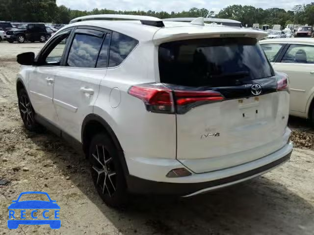 2016 TOYOTA RAV4 JTMNFREV7GJ088854 Bild 2