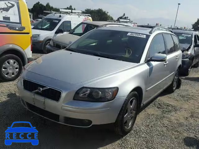 2005 VOLVO V50 YV1MJ682X52084003 image 1