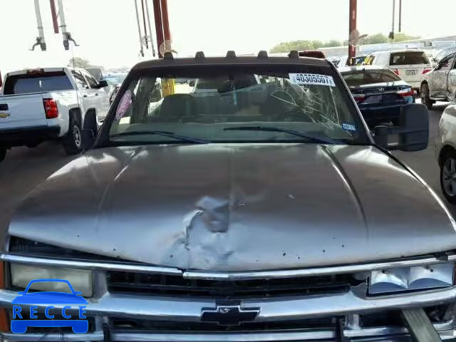 1998 CHEVROLET C2500 1GCGC24R0WZ224495 image 6