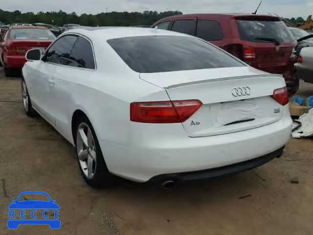 2009 AUDI A5 WAUDK78T49A025992 image 2