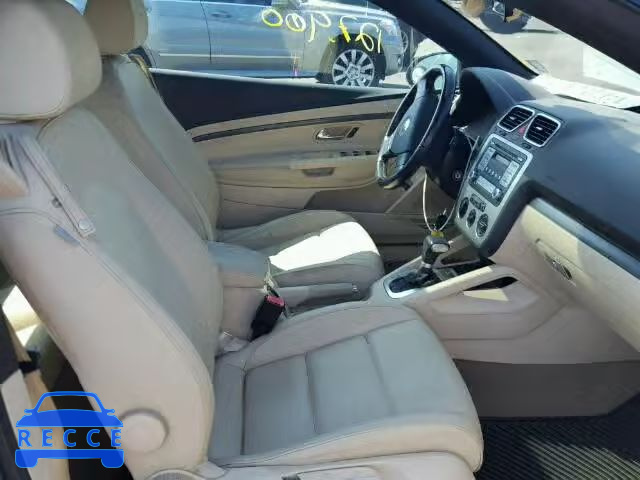 2008 VOLKSWAGEN EOS WVWBA71F28V005748 image 4