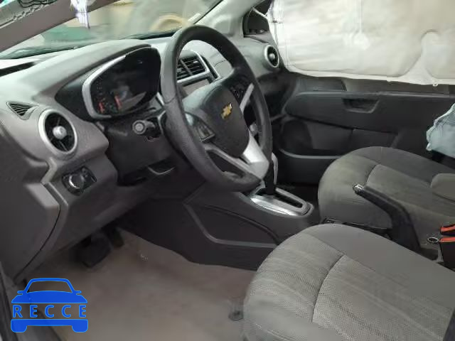 2017 CHEVROLET SONIC 1G1JD5SH8H4119386 зображення 4