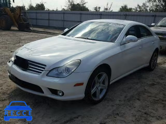 2008 MERCEDES-BENZ CLS WDDDJ72XX8A124743 image 1