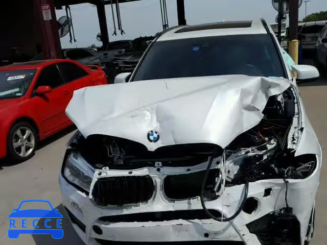 2017 BMW X5 5YMKT6C37H0U39546 Bild 6