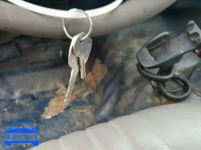 2000 CHEVROLET GMT-400 1GBGC34R5YF480047 image 9