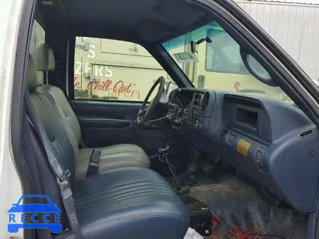 2000 CHEVROLET GMT-400 1GBGC34R5YF480047 image 4