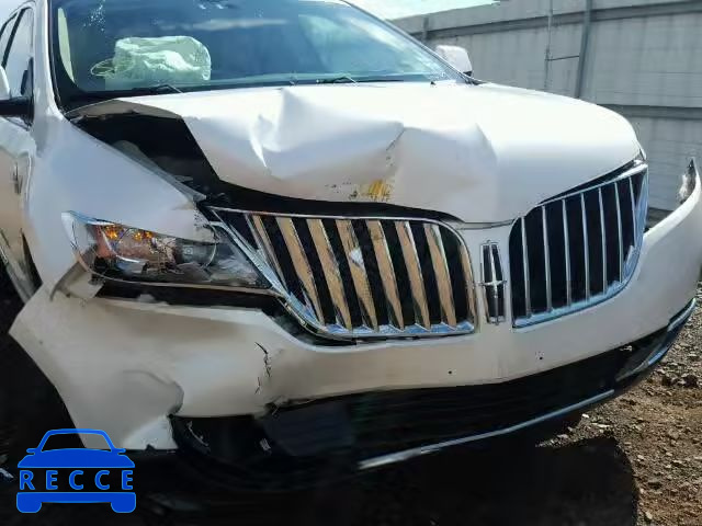 2011 LINCOLN MKX 2LMDJ8JKXBBJ02209 Bild 8