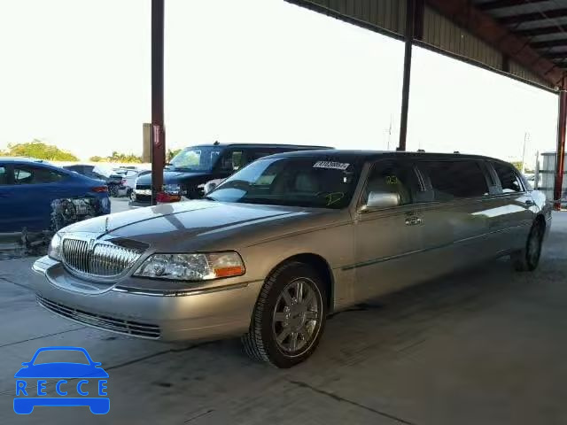 2008 LINCOLN TOWN CAR 2L1FM88W28X658709 зображення 1