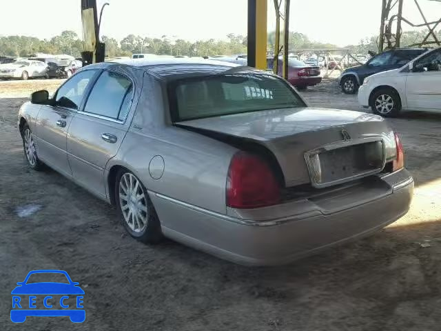 2006 LINCOLN TOWN CAR 1LNHM81W76Y638051 image 2