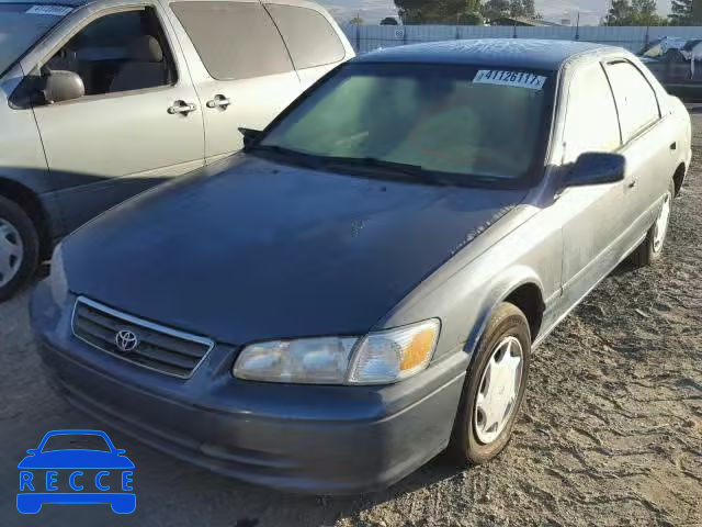 2000 TOYOTA CAMRY 4T1BG22K8YU924944 image 1