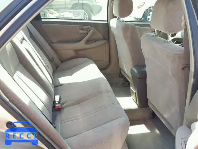 1998 TOYOTA CAMRY JT2BG22K8W0208255 image 5