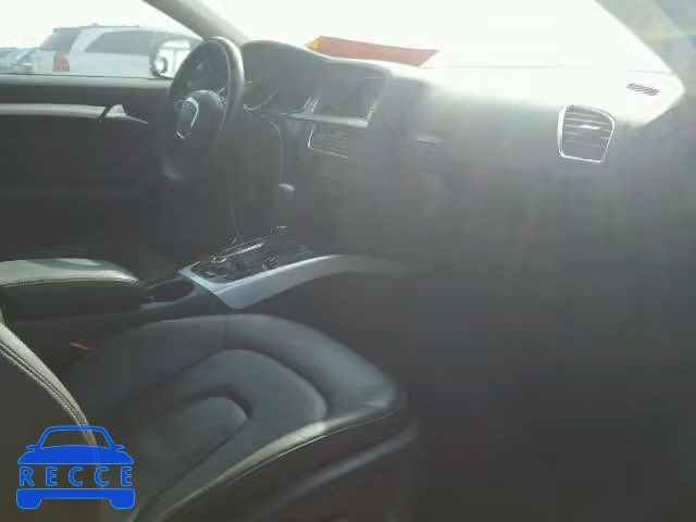 2010 AUDI A5 WAULFBFR2AA016416 image 4