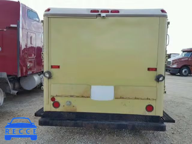 2005 GMC C5500 1GDG5C1E35F906106 image 5