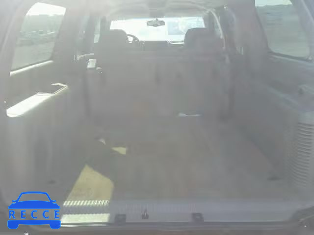 2001 CHEVROLET SUBURBAN 3GNGK26U11G231623 image 8