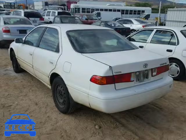 2000 TOYOTA CAMRY JT2BG22K6Y0426150 image 2