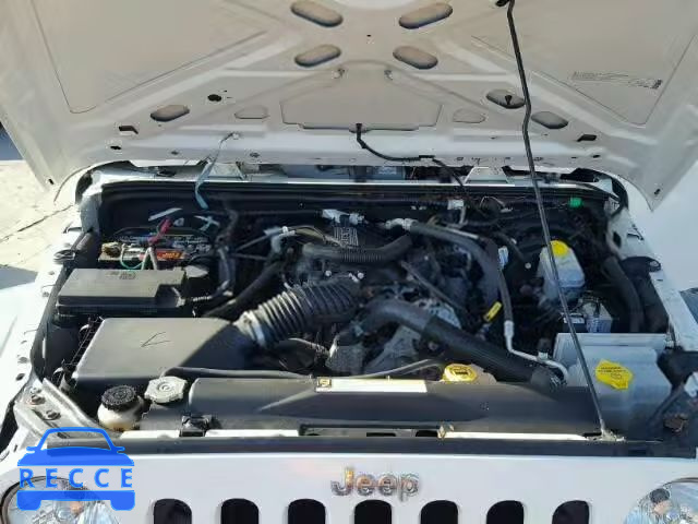 2009 JEEP WRANGLER 1J4FA24109L738330 image 6